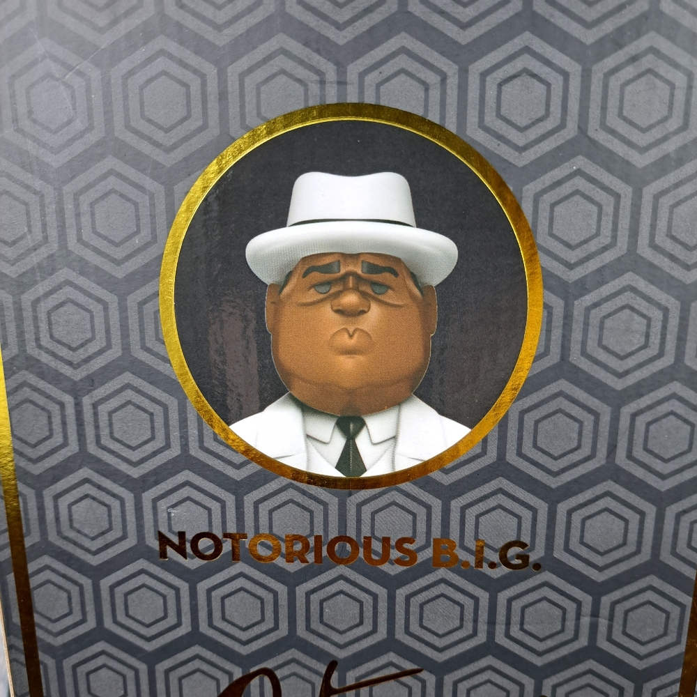 Funko Gold - Picture 8 of 16